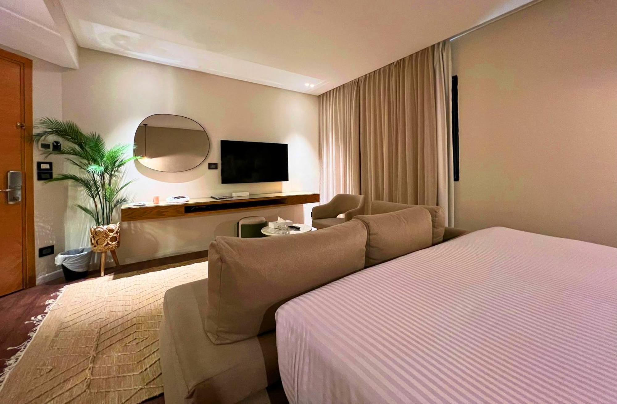 New President Hotel Cairo Giza Екстериор снимка